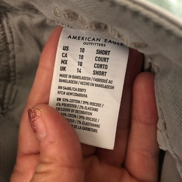 Grey destroyed American Eagle jeggings - Picture 3 of 3